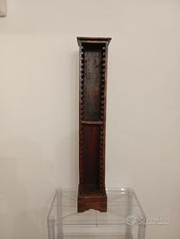 Porta CD in legno massello e statua giraffa