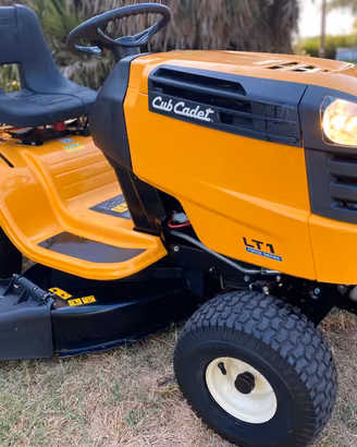 Trattorino tagliaerba cub cadet 16 cavalli