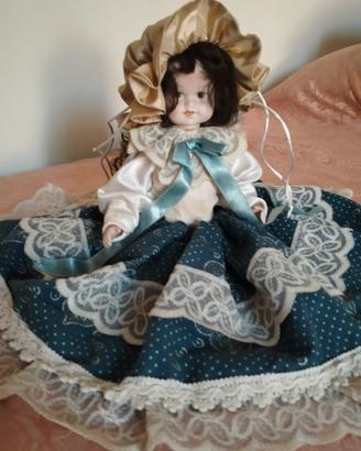 bambola porcellana di Capodimonte 