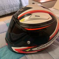 Casco integrale Scorpion in carbonio