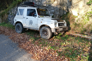 Suzuki Samurai Santana sj410