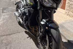 Triumph Street Triple 765RS 2025 prezzo trattabile