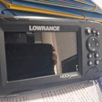 Fisfinder lowrance hookreveal
