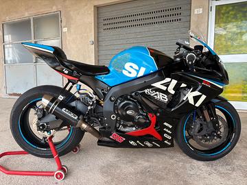 Suzuki GSX-R 750 K7