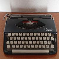 Macchina da scrivere Olympia Splendid 99 anno 53