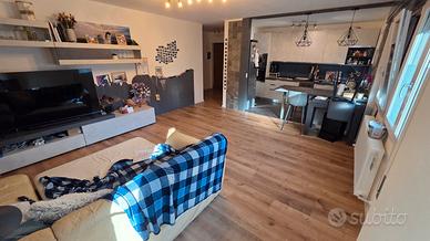 appartamento 100mq, con cantina 25mq e parcheggio