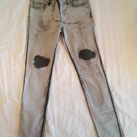 Jeans Closed grigio chiaro strappati attillati 