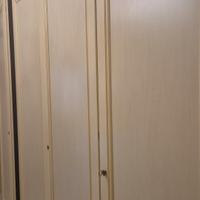 armadio con montaggio 