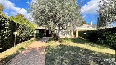 VILLA SINGOLA A TREVIGNANO ROMANO