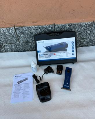 Tosatrice per cavalli a batteria