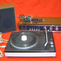 GIRADISCHI PHILIPS 214 CON AMPLIFICATORE E 1 CASSA