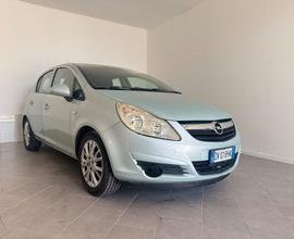 OPEL Corsa 1.2 5 porte Cosmo