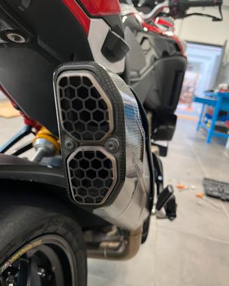Scarico completo Akrapovič per Multistrada V4