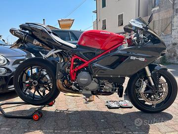 Ducati 848