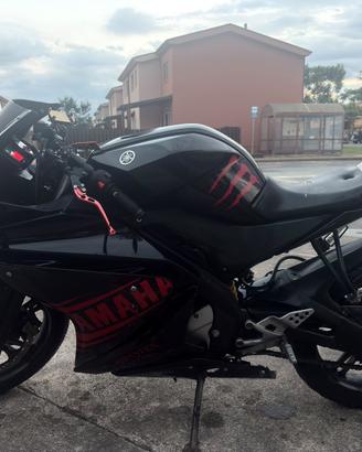 Yamaha YZF r125