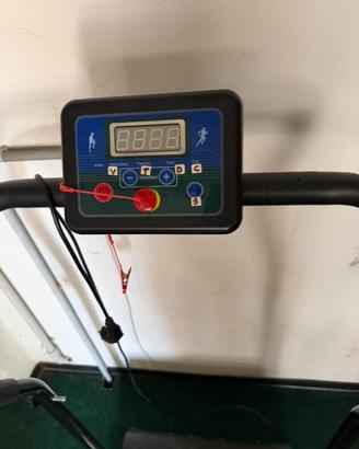 Tapis roulant elettrico pieghevole con display
