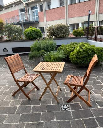 Set tavolo sedie da esterno