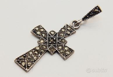 Splendido pendente antico croce argento marcasite