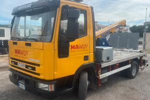 Iveco 75 torretta girevole carroattrezzi