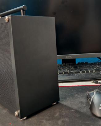 Pc Mini-ITX - Dimensioni 7 Lt. con i5  -32gb - ssd
