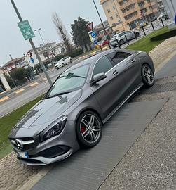 Mercedes-Benz Cla Premium Amg