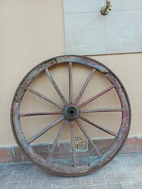 Antica ruota carro fine 800/inizio 900 