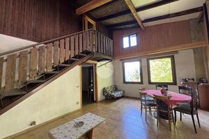CASA INDIPENDENTE A PIANCOGNO