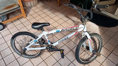 bicicletta bmx 