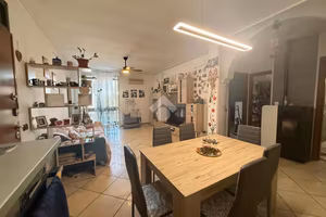 3 LOCALI A GIANICO