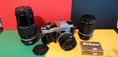 NIKON FA con obiettivi ed accessori