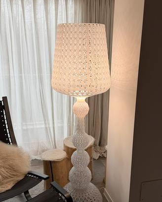 Lampada Kabuki bianca 166 cm - imitazione Kartell