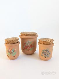 3 vasi in terracotta, dipinti a mano