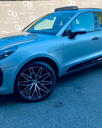 Porsche Macan 2.0 T -TETTO-CRONO- 21"-CAMERA-GARA