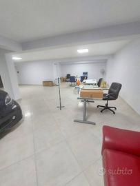 Immobile di 110 m² con 1 locale a Marigliano