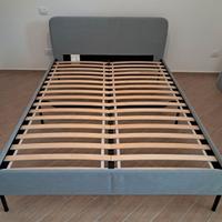 Letto completo 120x140 grigio chiaro pari al nuovo