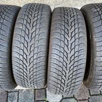 Pneumatici Invernali n.4 Nokian 185/60R15