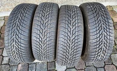 Pneumatici Invernali n.4 Nokian 185/60R15