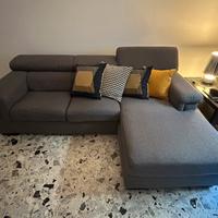 Divano tre posti poltrone e sofà