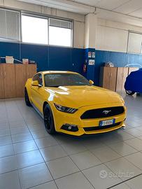 FORD Mustang - 2018
