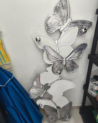 appendiabiti da design bianco e grigio