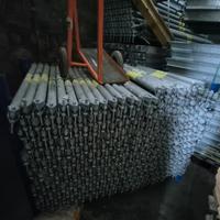 Ponteggio multidirezionale