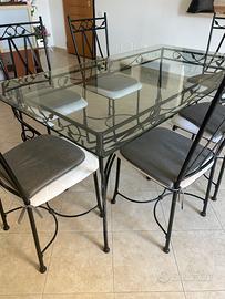 Tavolo in ferro battuto con 6 sedie