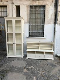 Vetrina + Madia Contemporanea