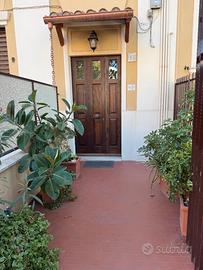 Bilocale ad ostia centro