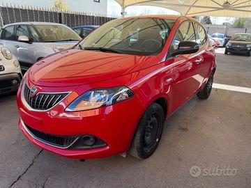 Lancia Ypsilon 1.0 FireFly Hybrid Ecochic Sil...
