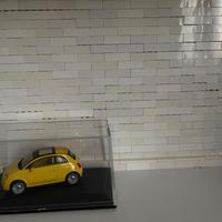 modellino scala 1:43 fiat 500 gialla marca new ray