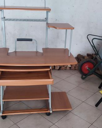 mobile porta PC.  con ruote
