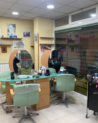 Arredamento dalone parrucchiere