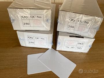 Tessere bianche neutre in PVC, formato ISO CR80