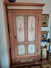 Armadio vintage stile provenzale 